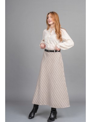 MissVina Premium Çizgili Kaşe Etek – Kemer Detaylı, Düz Bel, Modern Kesim 6853