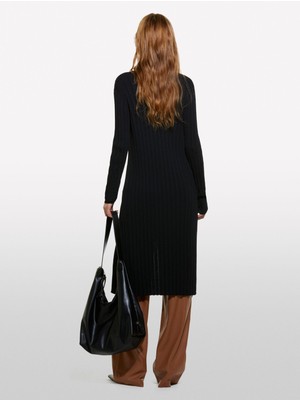 Sisley Viskoz Karışımlı Önü Metal Kopça Kapamalı Uzun Hırka Kadın Siyah Hırka - 324A1WTHM6021