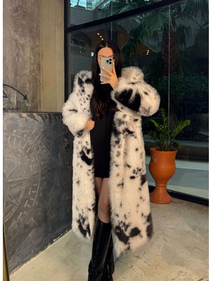 Miss Swans Sanelda Kruvaze Yaka Uzun Kürk Kaban Siyah Beyaz Benekli