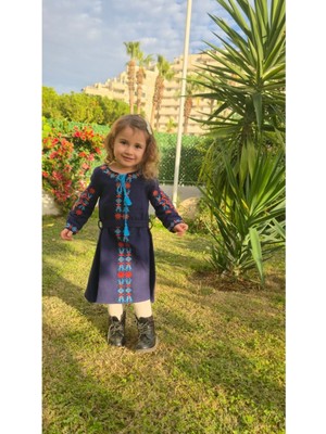 Burcumay Kışlık Kalın El Işi Nakışlı Pazen Kumaş Uzun Kol Püsküllü Lacivert Kız Çocuk Elbise