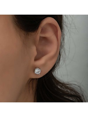 Erseyy ​gümüş 6 mm Beyaz Zirkon Tek Taş Kadın Küpe