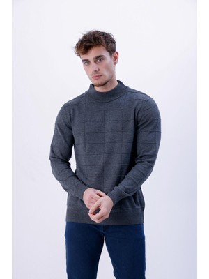 Nakşi Giyim Erkek Kare Desenli Yarım Boğaz Triko Kazak