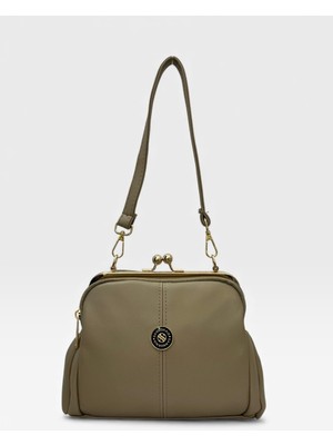 Sanmorris Kadın Burslu 4 Bölmeli Ayarl Çapraz Askılı Yumuşak Suni Deri Omuz ve Çapraz Çanta 1439