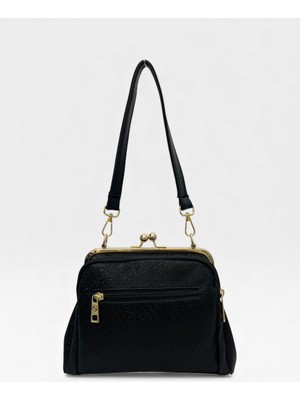 Sanmorris Kadın Burslu 4 Bölmeli Ayarl Çapraz Askılı Yumuşak Suni Deri Omuz ve Çapraz Çanta 1439