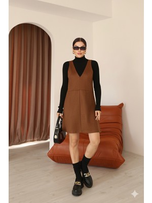 Moviment Kahverengi Süet V Yaka Diz Üstü Panel Detaylı Kadın Elbise