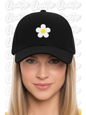 Quatex Papatya Nakışlı Şapka – Siyah %100 Pamuk Gabardin Unisex Model