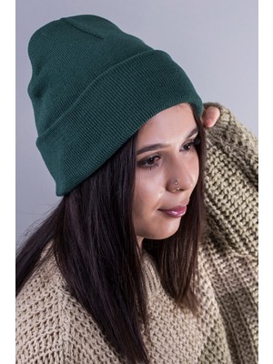 Quatex Yeşil Unisex Bere Kış Sezonu İçin Katlamalı Düz Triko Tasarım %83 Yün Malzeme