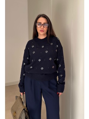 Magarde Kristal Taş Detaylı Triko- Lacivert