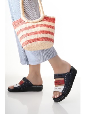 Tarçın Ayakkabı Hakiki Deri Lacivert Kadın Deri Terlik TRC116-0302