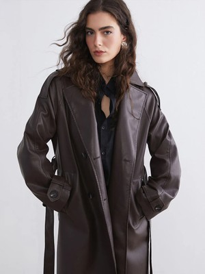 LC Waikiki Lcw Vision Kahverengi Kruvaze Yaka Deri Görünümlü Kadın Trençkot