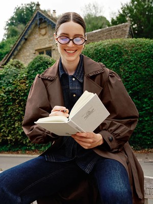 LC Waikiki Raşit Bağzıbağlı x Lc Waıkıkı Kahverengi Kruvaze Yaka Kadın Trençkot