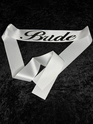 SırmalıHome 2 Parça Gümüş 'bride' Yazılı Beyaz Saten Kemer 'bride' Metal Taç Seti Bekarlığa Veda Partisi