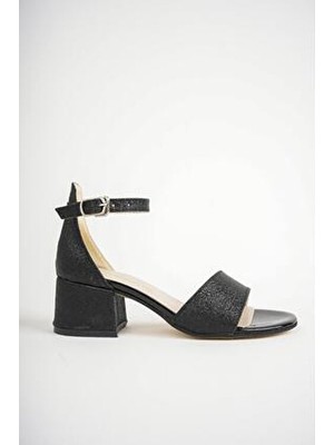 İnci Moda Kız Çocuk Bilekten Bağlama Taşlı Sandalet Suni Deri Düz Topuklu Şık Tasarım