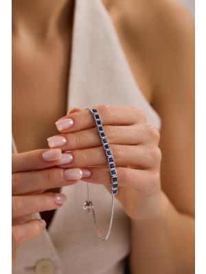 Nereze 925 Ayar Gümüş Rodyum Kaplama Ayarlanabilir Asansörlü  Sıralı Kare Mavi Taşlı Bileklik