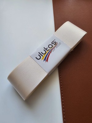 Ulutaş Marka Hobiceyiz Grogren Kurdele 4 cm 10 Metre Koyu Krem