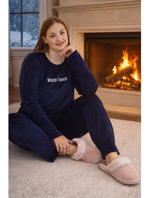 Remsa Büyük Beden Kadın Kadife Kumaş Pijama Takımı 13213-2545 Lacivert