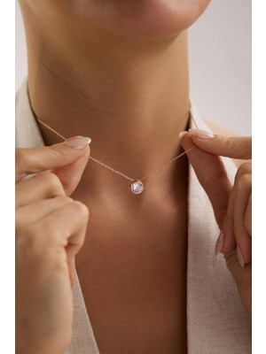 Nereze 925 Ayar Gümüş Rose Kaplama Yuvarlak Tasarım Tektaş Kolye