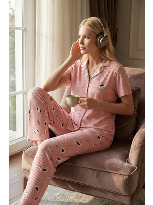 Lela Regular Fit Gömlek Yaka Kısa Kollu Pijama Takımı Bayan Pijama Takımı 65740102