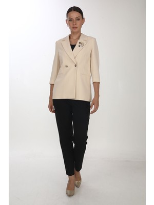 White Diamond Yarım Kol ve Broş Detaylı Ceket 42 - Krem