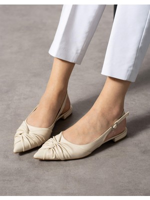 Emienza Lonly Vegan Deri Büzgü Detaylı Sivri Burun Bayan Babet