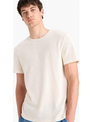 DeFacto Regular Fit Bisiklet Yaka Kısa Kollu Triko Görünümlü Tişört E3963AX25SM