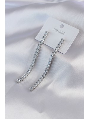 HERŞEYBURDAMODA Gümüş Renk Zirkon Taşlı Kadın Küpe