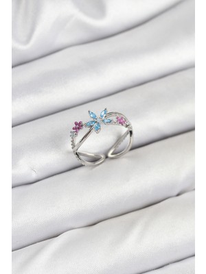 HERŞEYBURDAMODA Pirinç Gümüş Renk Zirkon Taşlı Çiçekli Kadın Yüzük
