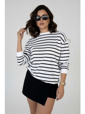 Rovebella Çizgili Beyaz Sweatshirt