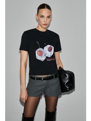 Grimelange Melunae Kadın Organik Pamuklu Bisiklet Yaka Kısa Kollu Baskı Detaylı Siyah T-Shirt