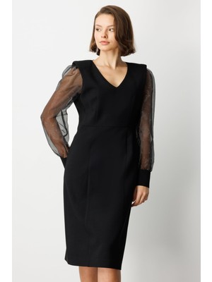 Ekol Kolları Taşlı V Yaka Midi Elbise 26KEKL04025