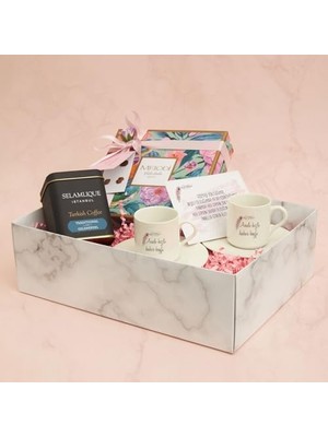 Karokstore Anne Kız Tasarımlı Özel Gün Kahve Seti Hediye Kutusu