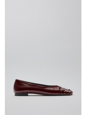 Lutvelizade Babet 2601 - Küt Burun Büzgülü Bordo Kadın Babet