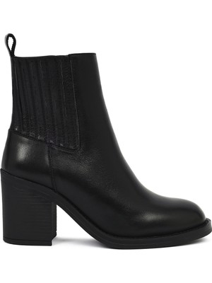 Derimod Kadın Siyah Fermuarlı Kalın Topuklu Deri Bot 25WFD511818