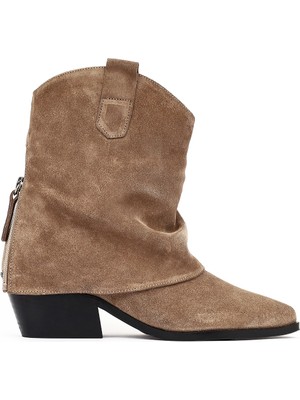 Derimod Kadın Bej Kısa Kalın Topuklu Süet Deri Kovboy Bot 25WFD270610
