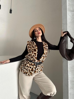 ribana Kadın Mevsimlik Kahve Slim Fitt Astarlı Sıfır Kol Kemerli Leopar Desenli Şık Peluş Yelek 4940