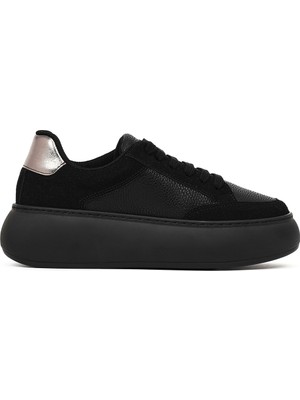Derimod Kadın Siyah Bağcıklı Kalın Tabanlı Sneaker 25AFE145514