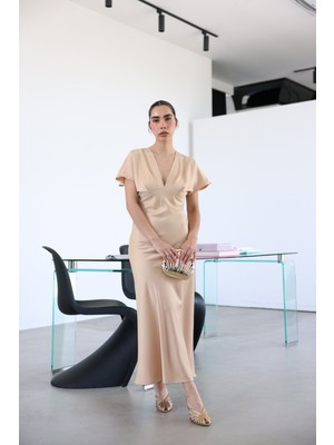 V Yaka Midi Boy Saten Elbise