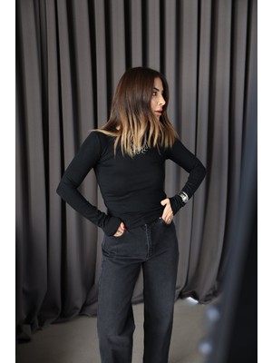 Özge Özgenç Uzun Kollu Dokulu Basic