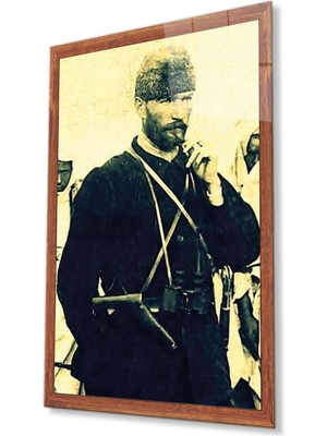 idealizbiz Atatürk Cam Tablo 4mm Dayanıklı Temperli Cam, Atatürk Glass Wall Art