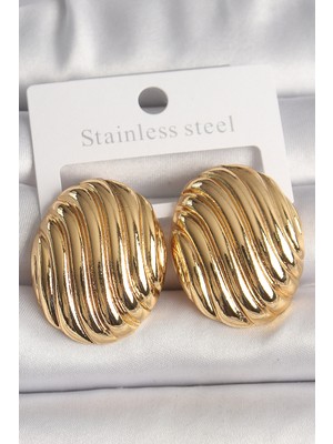 HERŞEYBURDAMODA Pirinç Gold Renk Işlemeli Oval Model Kadın Küpe