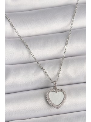 HERŞEYBURDAMODA 316L Çelik Gümüş Renk Zincir Zirkon Taşlı Beyaz Mineli Kalp Model Kadın Kolye