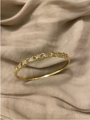 Hedef Bujiteri 14K Xuping Kalp Detaylı Taşlı Gold Renk Kelepçe Bileklik, Bilezik