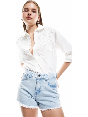 Koton Dantel Detaylı Düğmeli Klasik Yaka Uzun Kollu Keten Karışımlı Gömlek