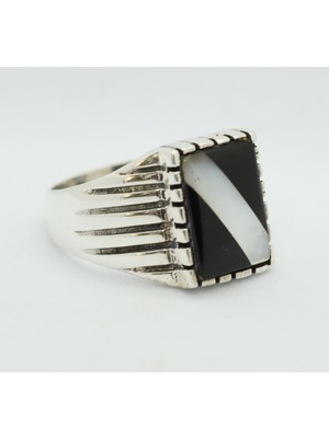 Canka Sedef ve Oniks Taşlı 925 Ayar Gümüş Erkek Yüzük