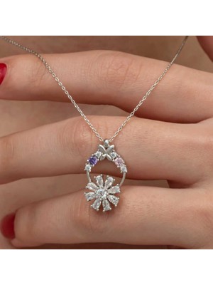 Erseyy Gümüş Beyaz Dönen Çiçek Kadın Kolye
