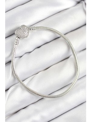 İntora Pirinç Charm Zirkon Taşlı Kalp Model Gümüş Renk Kadın Bileklik - TJ-BB7803