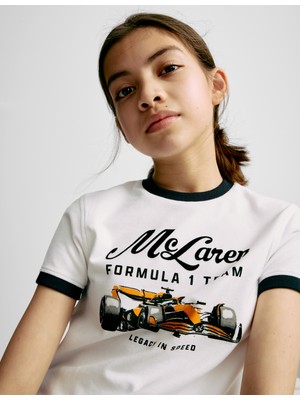 Marks & Spencer Pamuk Karışımlı Mclaren Logolu Kısa Kesim Üst (2-16 Yaş)