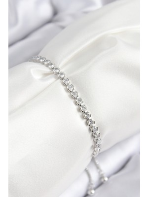 Pazarcan Pirinç Zirkon Taşlı Sıralı Model Gümüş Renk Asansörlü Kadın Bileklik - TJ-BB7726