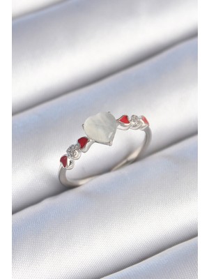 İntora Pirinç Gümüş Renk Beyaz Mineli Kalp Model Zirkon Taş Detaylı Kadın Yüzük - TJ-BYK3459