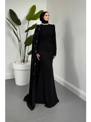 Merven Akyüz Aurelia Balık Kesim Krep Abiye Siyah